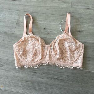 Lace Underwire Bra in Peach